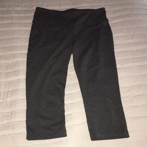 Spalding Capri leggings